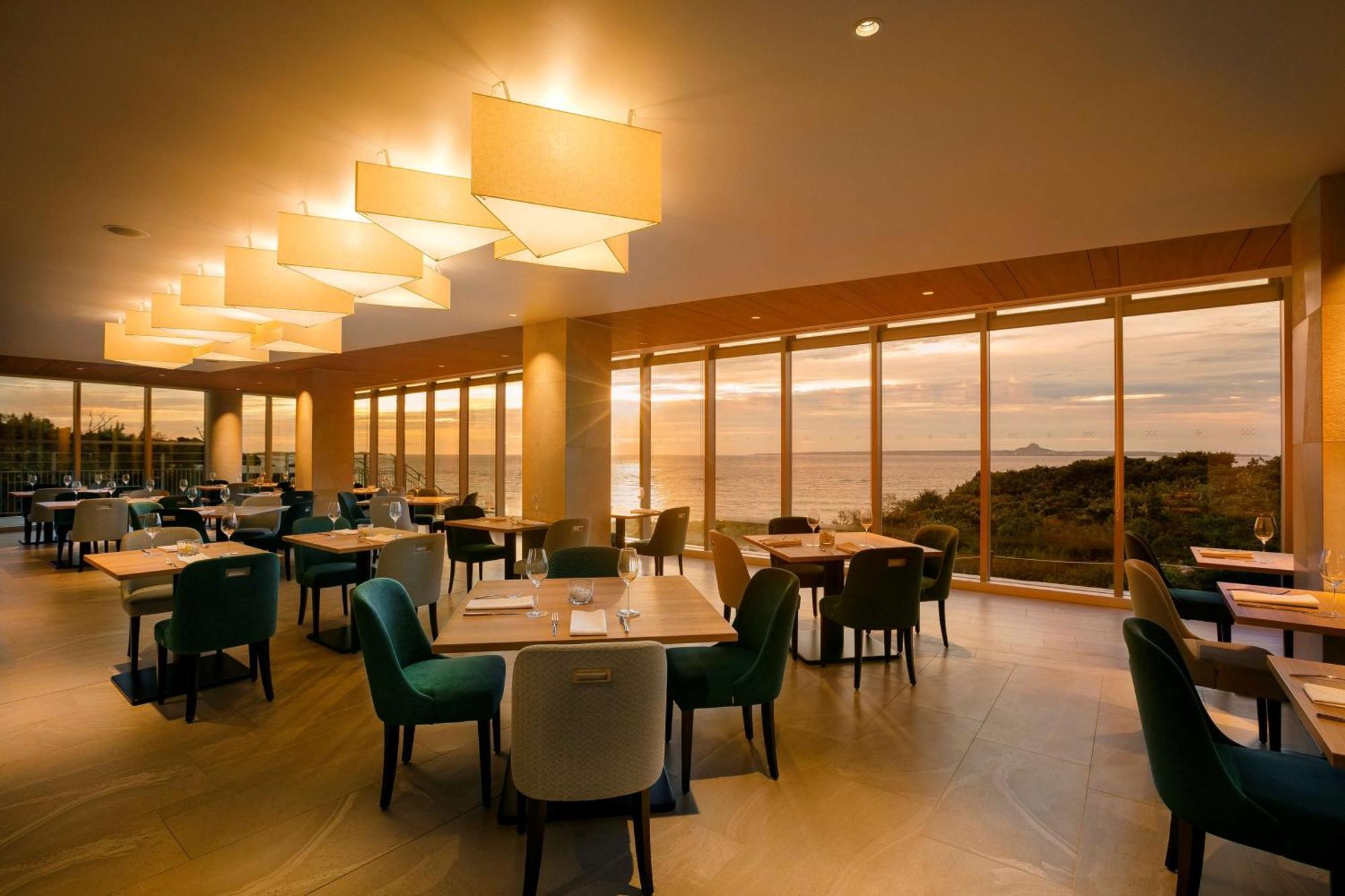 Hilton Club The Beach Resort Sesoko Мотобу Екстериор снимка